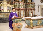 Biskup Radoš na Pepelnicu: Molitva nije manifestacija pred drugima, nije naše očitovanje vjere u Boga samo zato da nas ljudi vide